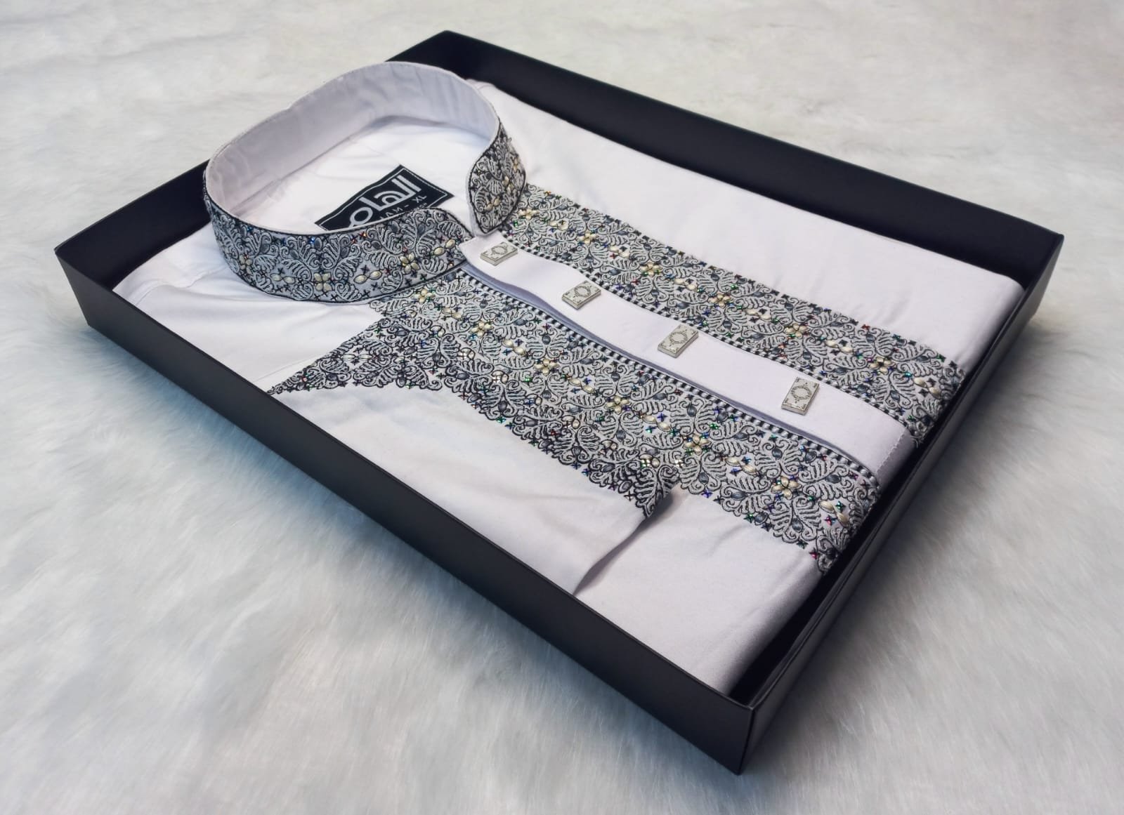 প্রিমিয়াম কট সিকুয়েন্স এমব্রয়ডারি পাঞ্জাবি